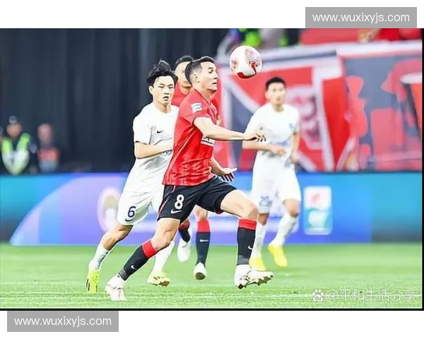 城市荣耀对决:一场以德比战为核心的传奇足球激情巅峰盛宴终章对决 城市荣耀对决:一场以德比战为核心的传奇足球激情巅峰盛宴终章对决